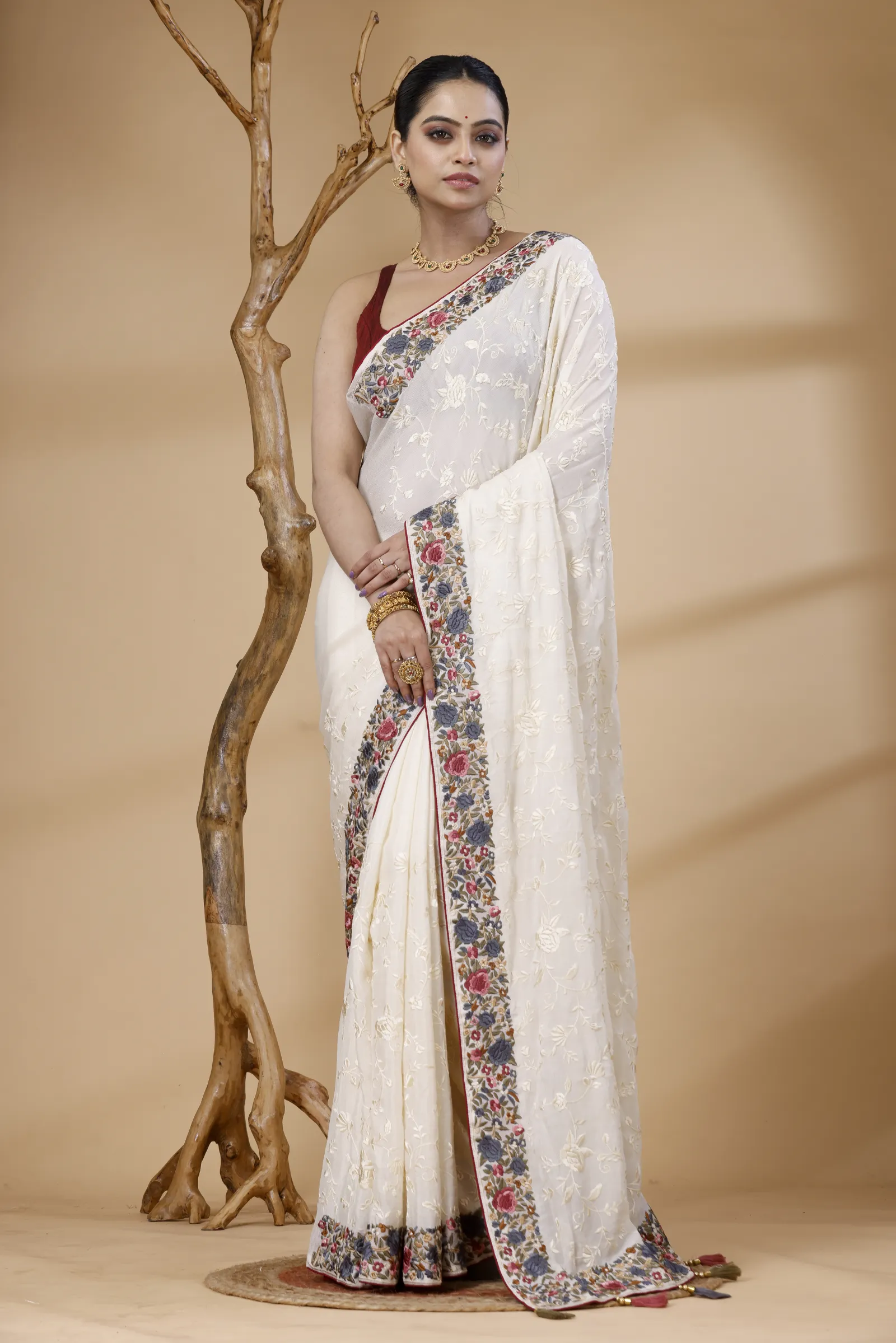 Ivory Floral Embroidered Elegance Saree